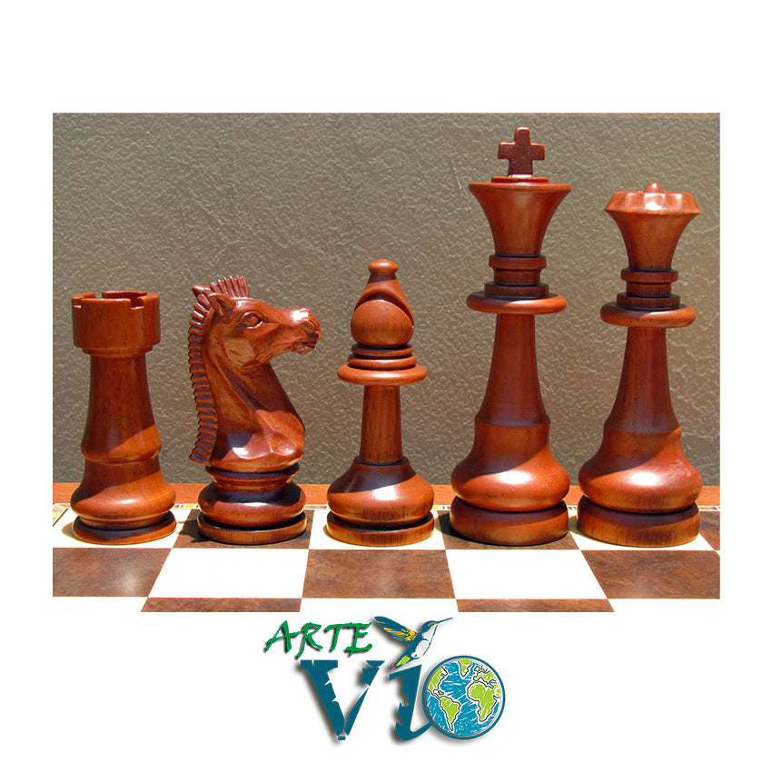 Juego de Ajedrez Clásico de Lujo – Piezas Grandes Talladas a Mano – Tablero en Fina Marquetería Importada - 59.5 x 59,5 cm