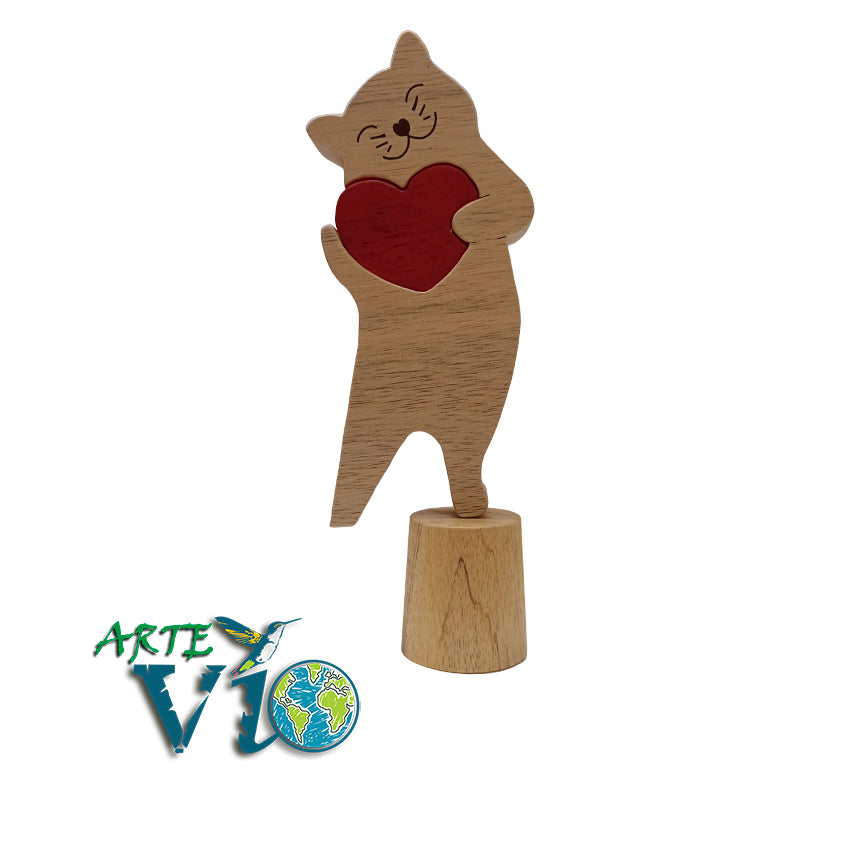 Gatit@ Amoros@ - Escultura sobre Pedestal - Terminación Personalizada en Madera Sólida